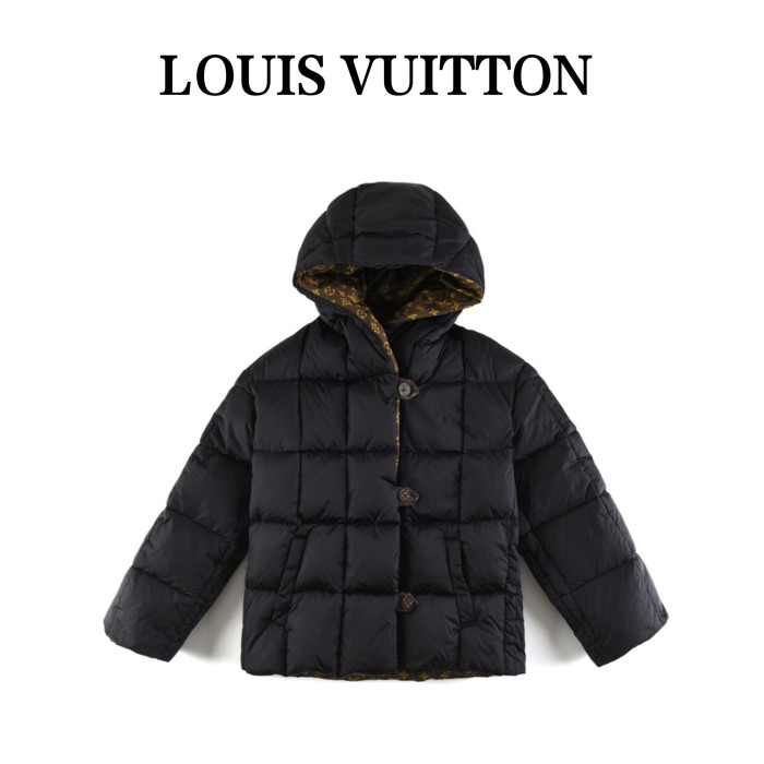 Clothes LOUIS VUITTON 838
