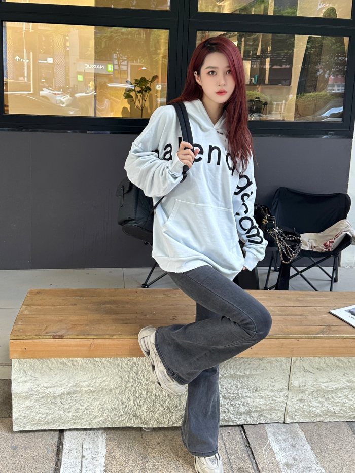 Clothes Balenciaga 556