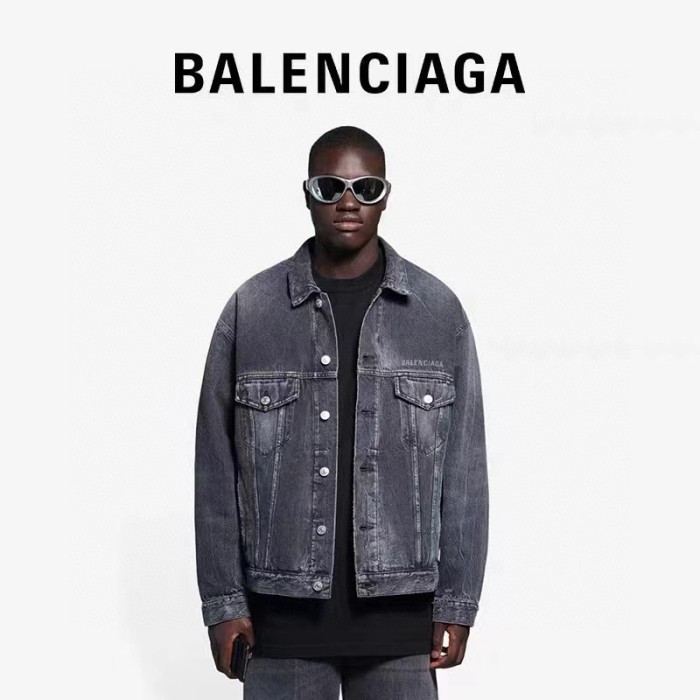 Clothes Balenciaga 560