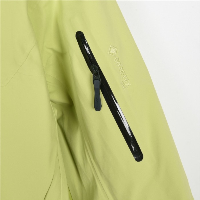 Clothes ARC'TERYX 102