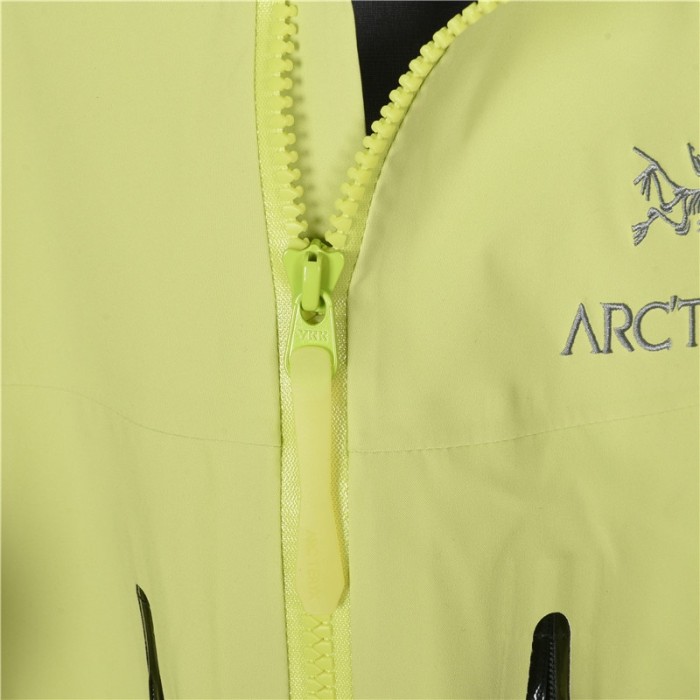 Clothes ARC'TERYX 102