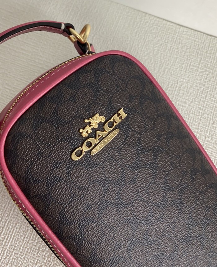 Coach CH368 size:11*17.8*5