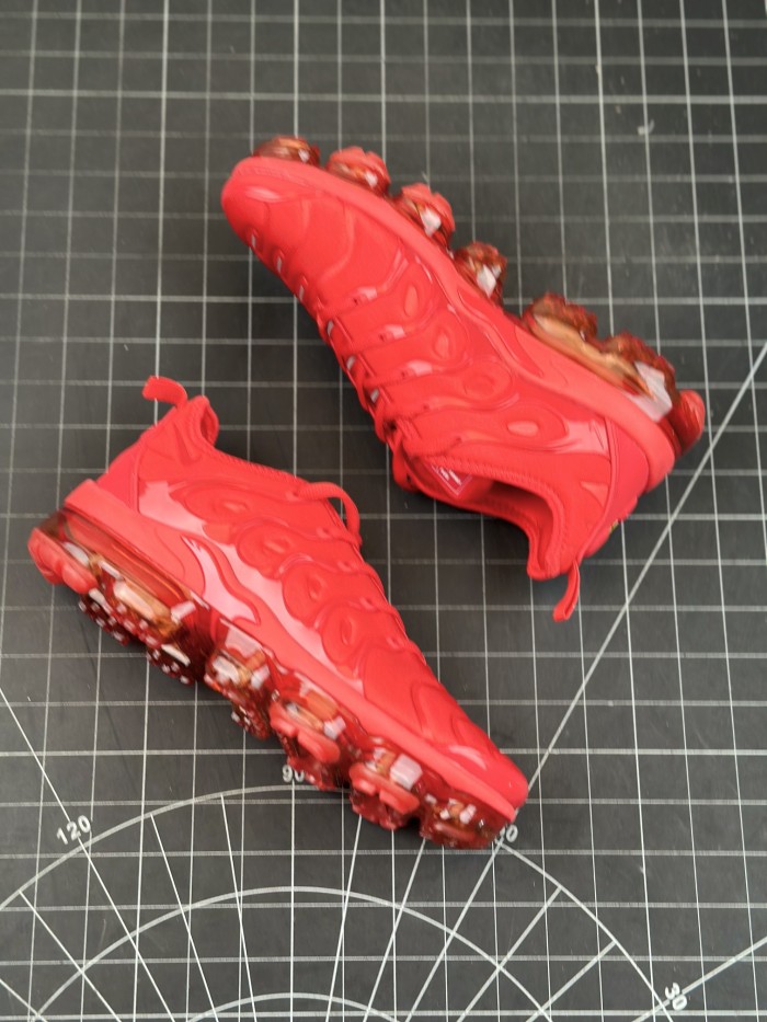Nike Air VaporMax Plus Triple Red