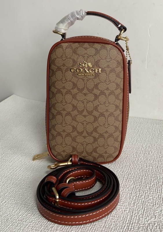 Coach CH368 size:11*17.8*5