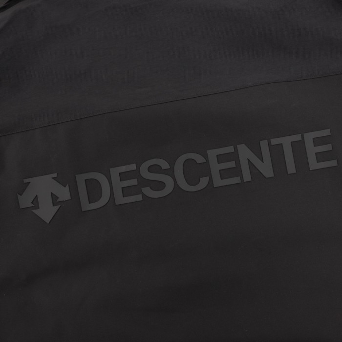 Clothes DESCENTE 3