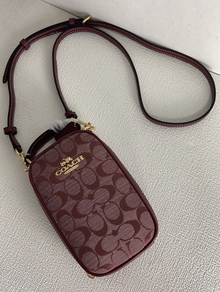 Coach CH368 size:11*17.8*5