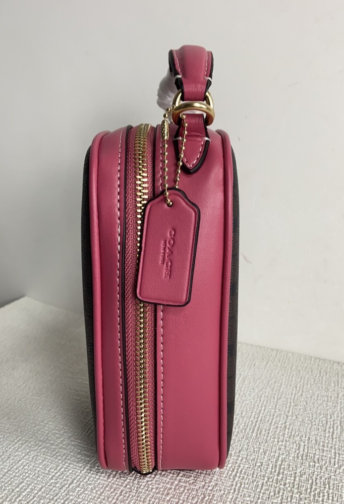Coach CH368 size:11*17.8*5