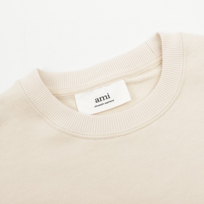 Clothes AMI 51