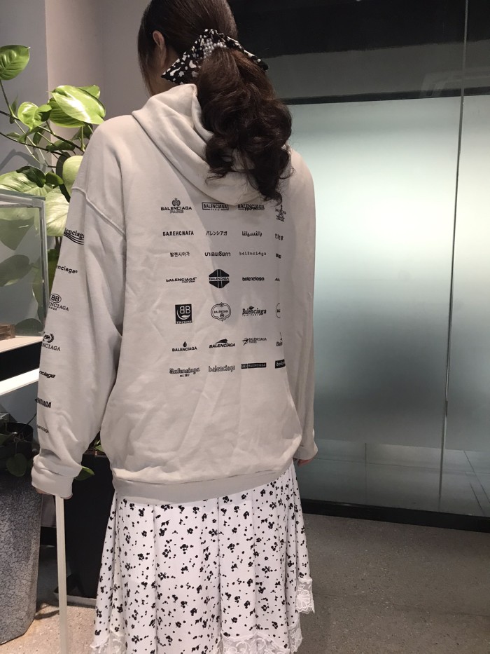 Clothes Balenciaga 580