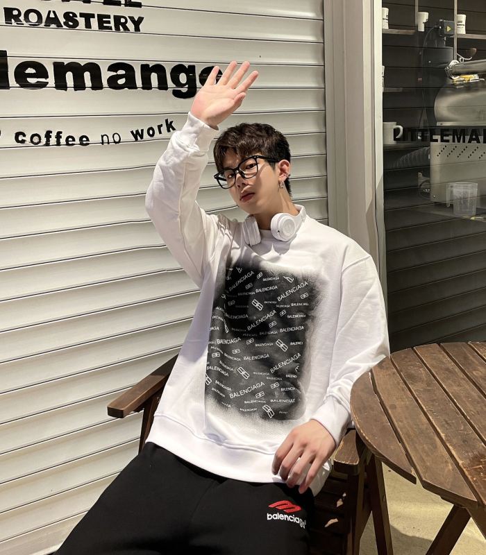 Clothes Balenciaga 588