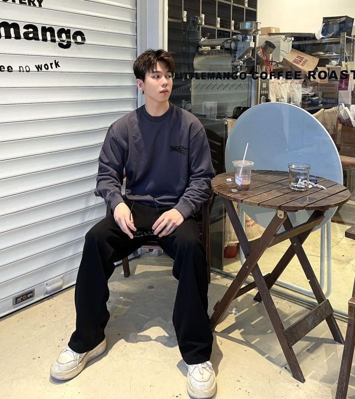 Clothes Balenciaga 589