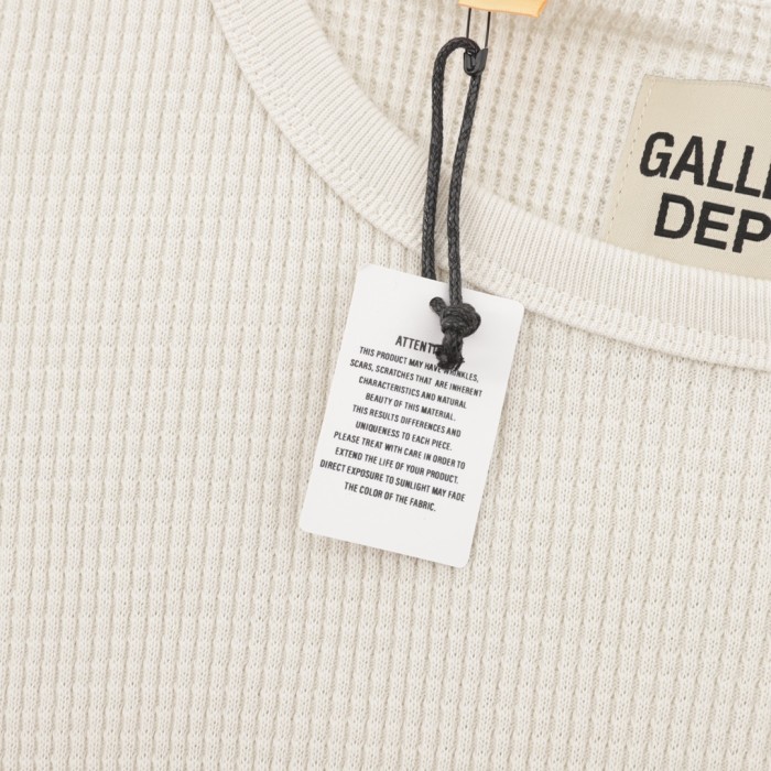 Clothes GALLERY DEPT 25