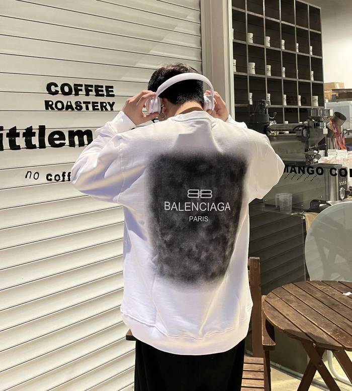 Clothes Balenciaga 588