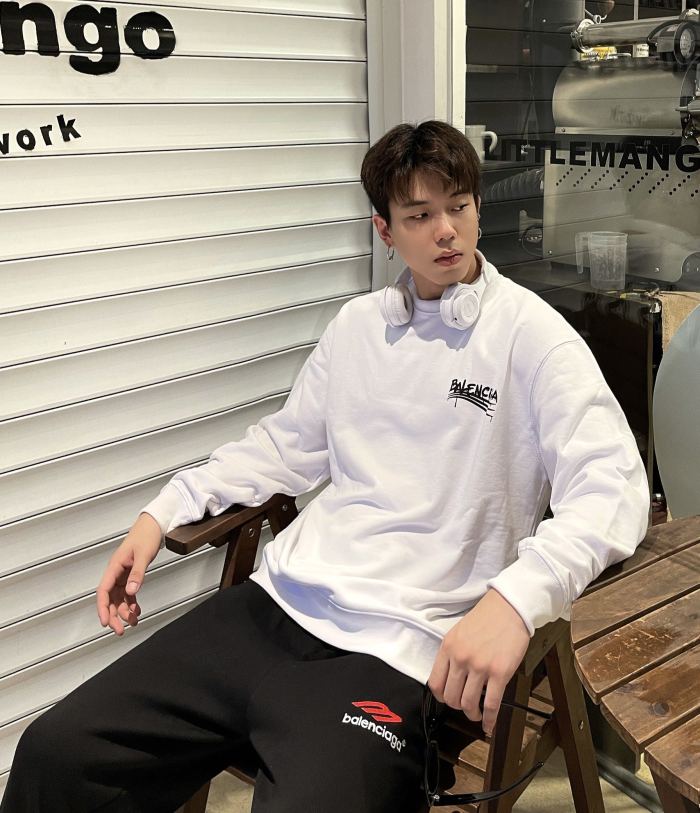 Clothes Balenciaga 590