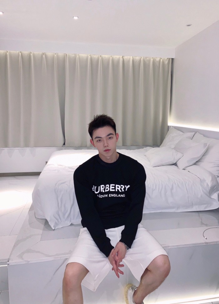 Clothes Burberry 488