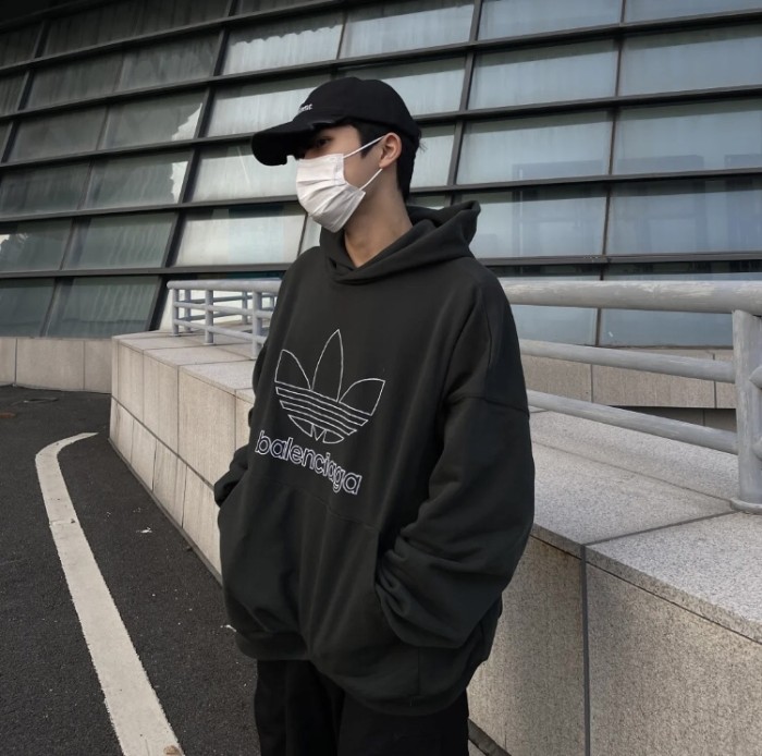 Clothes Balenciaga 584