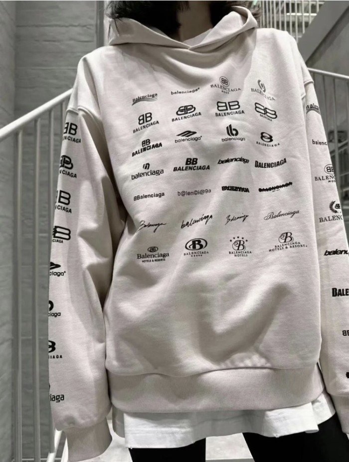 Clothes Balenciaga 579