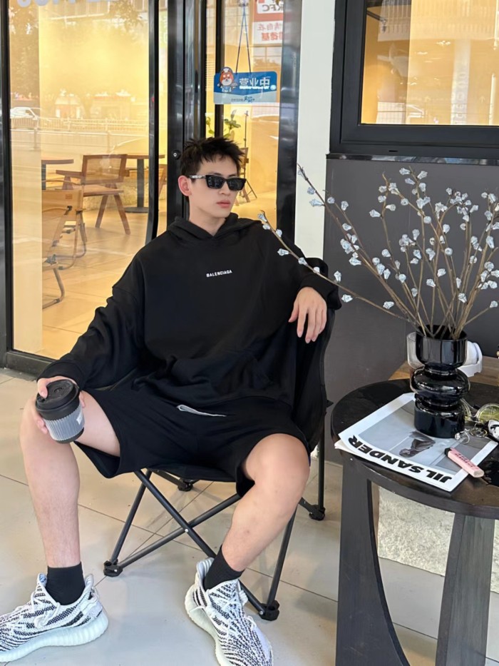 Clothes Balenciaga 571