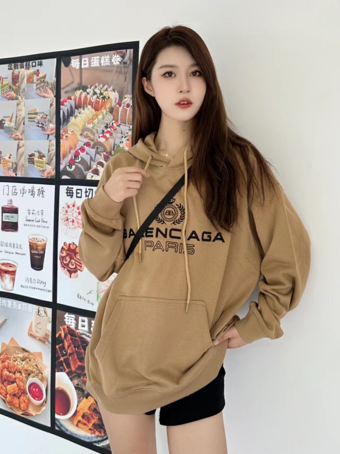 Clothes Balenciaga 575