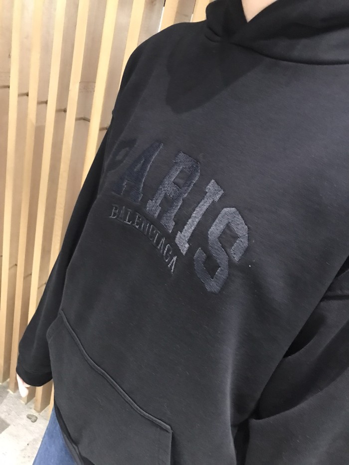 Clothes Balenciaga 581