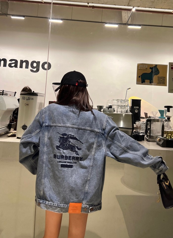 Clothes Burberry 491