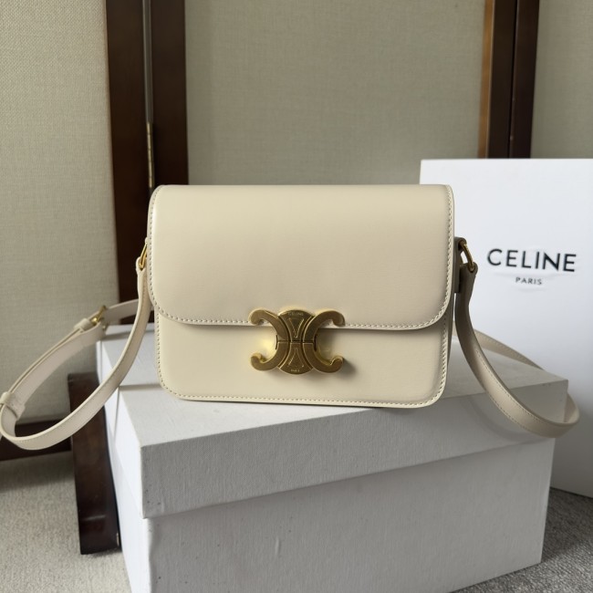 Handbags CELIN 188423 size:18.5*14*5 cm