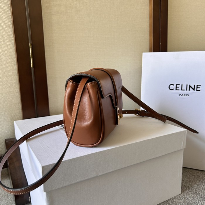 Handbags CELIN mini SOFT16 101353 size:18 X 12.5 X 6cm