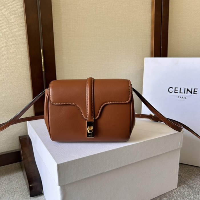 Handbags CELIN mini SOFT16 101353 size:18 X 12.5 X 6cm