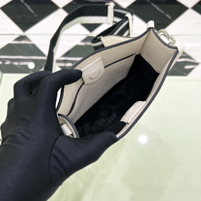 handbags prada 1BH191 size:20*19*6cm