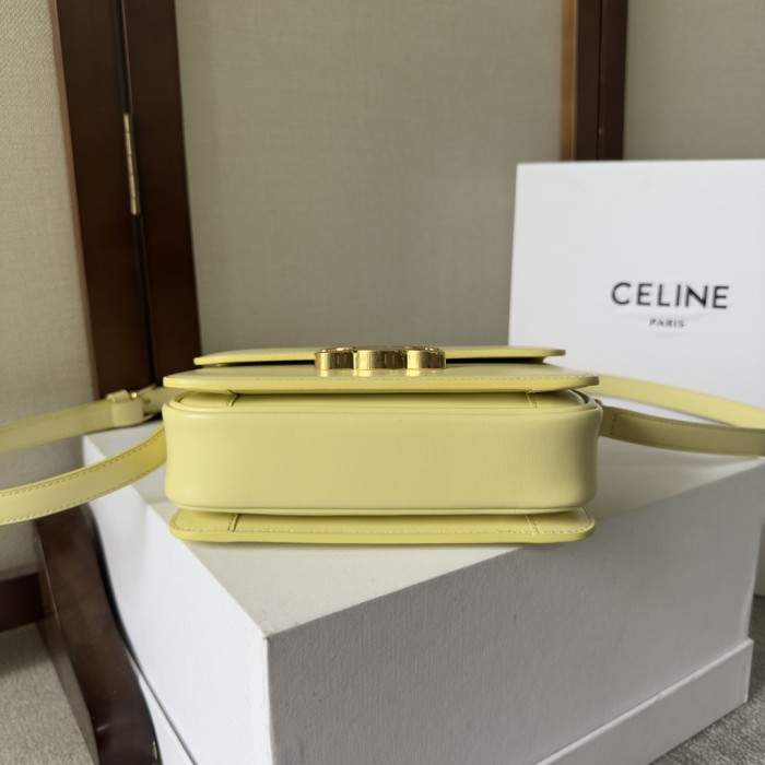 Handbags CELIN 188423 size:18.5*14*5 cm