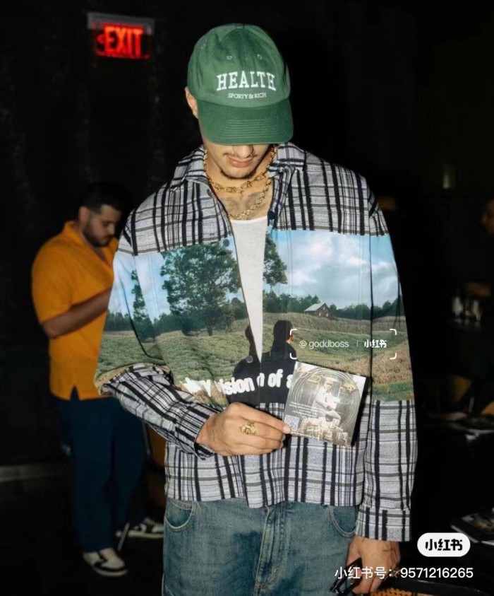 Clothes LOUIS VUITTON 857