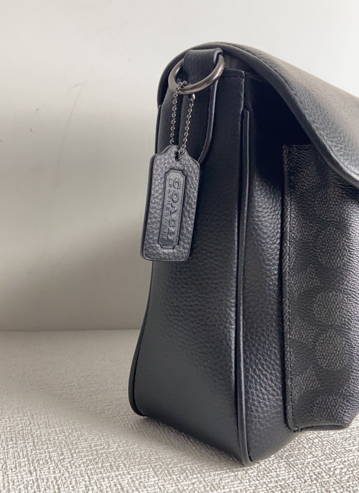 Coach CH755 SIZE:29*23*7
