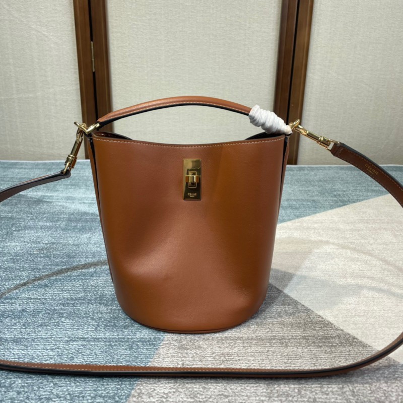 Handbags CELIN TEEN BUCKET 16 197573 size:16 X 18 X 16 cm