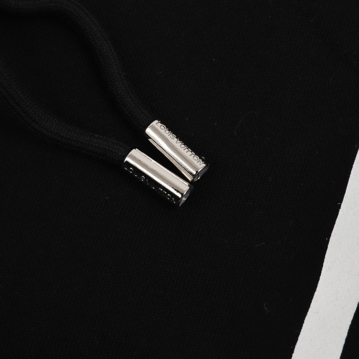 Clothes LOUIS VUITTON 853