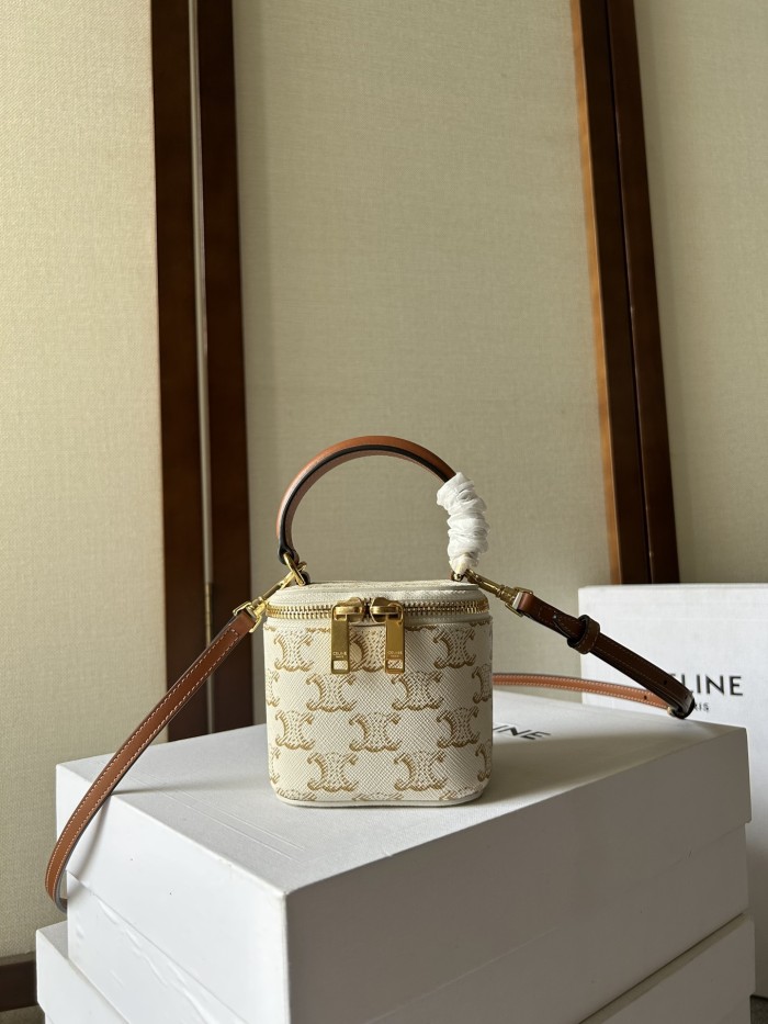 Handbags CELIN-E 110762 101762 size:9.5 X 8 X 9