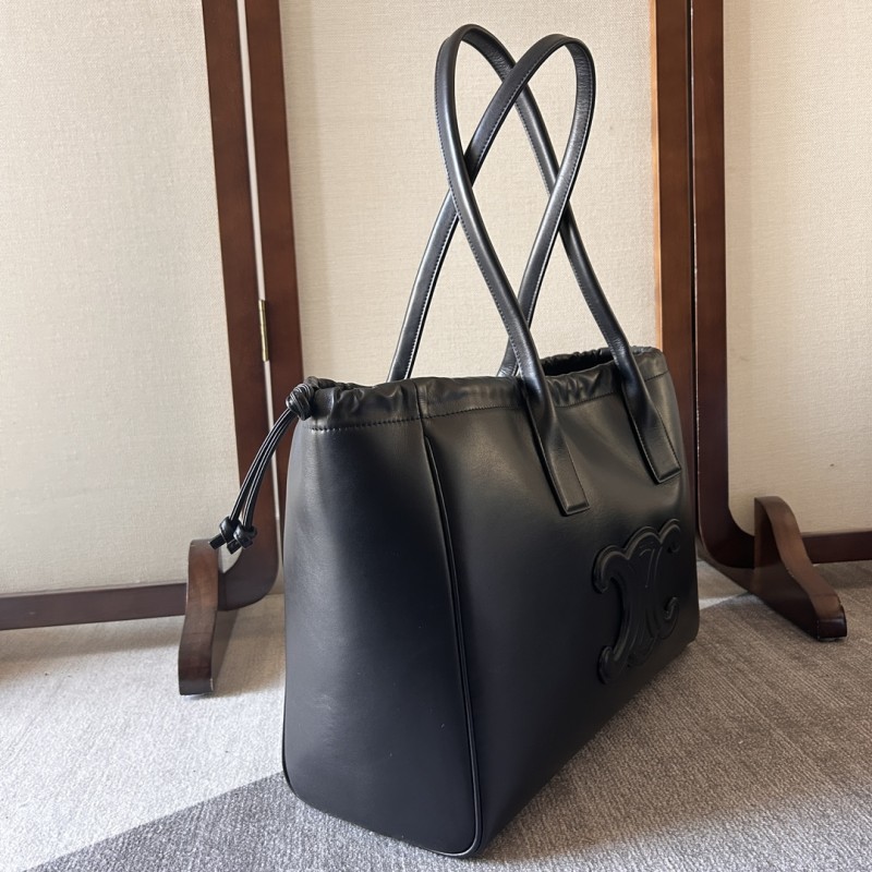 Handbags CELIN CABAS TRIOMPHE 199973 size:44 * 28 *18 cm