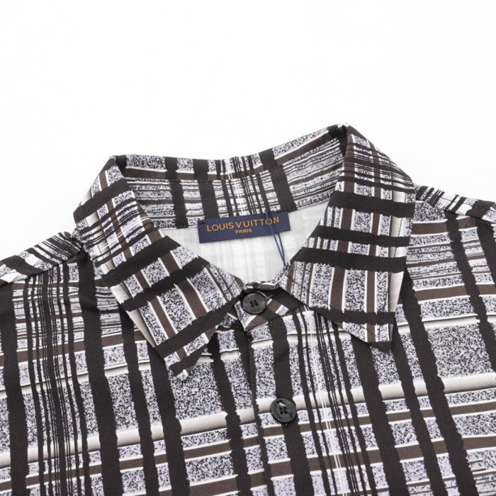 Clothes LOUIS VUITTON 857