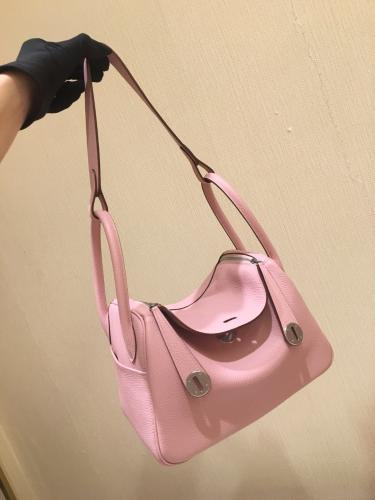 Handbags Hermes Lindy size:26 cm