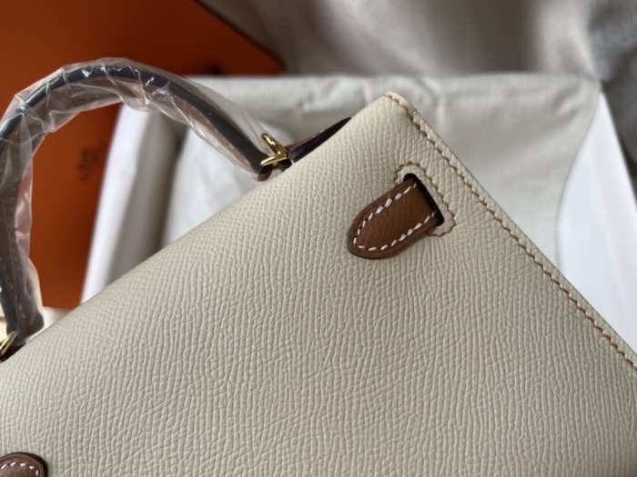 Handbags Hermes mini kelly size:20 cm