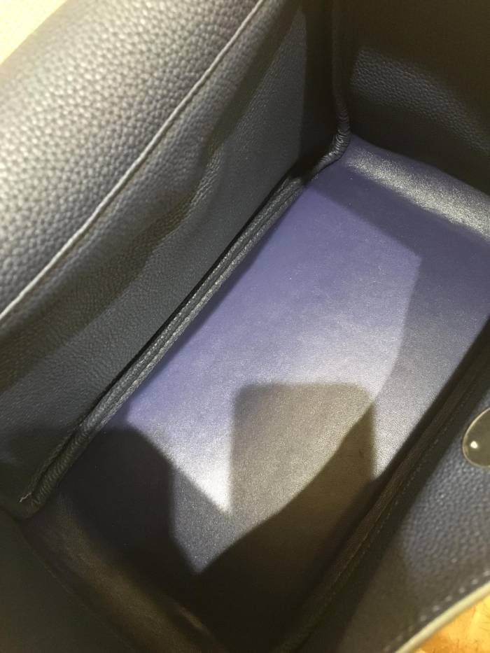 Handbags Hermes Lindy size:19.5 cm