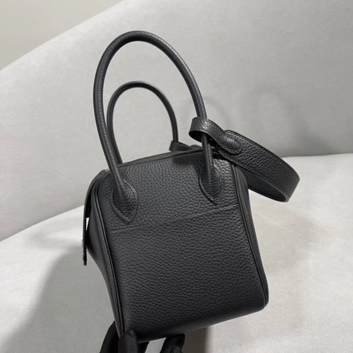 Handbags Hermes Lindy size:26 cm