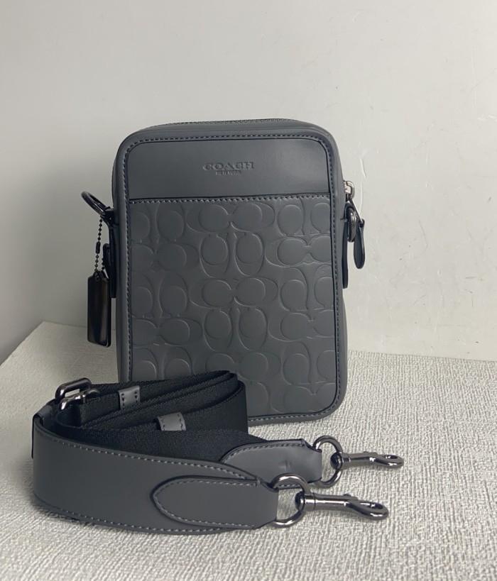 Handbags Coach CH060 size:16*21*6cm