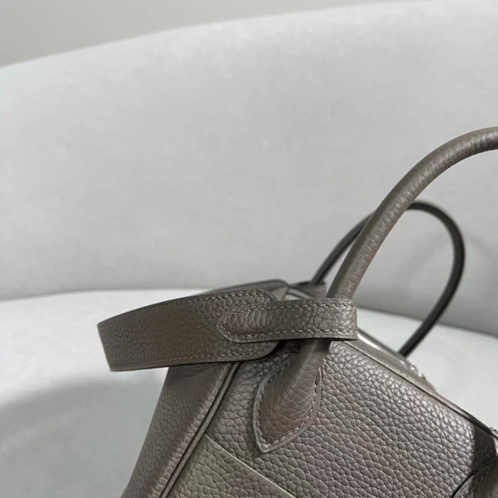 Handbags Hermes Lindy size:26 cm