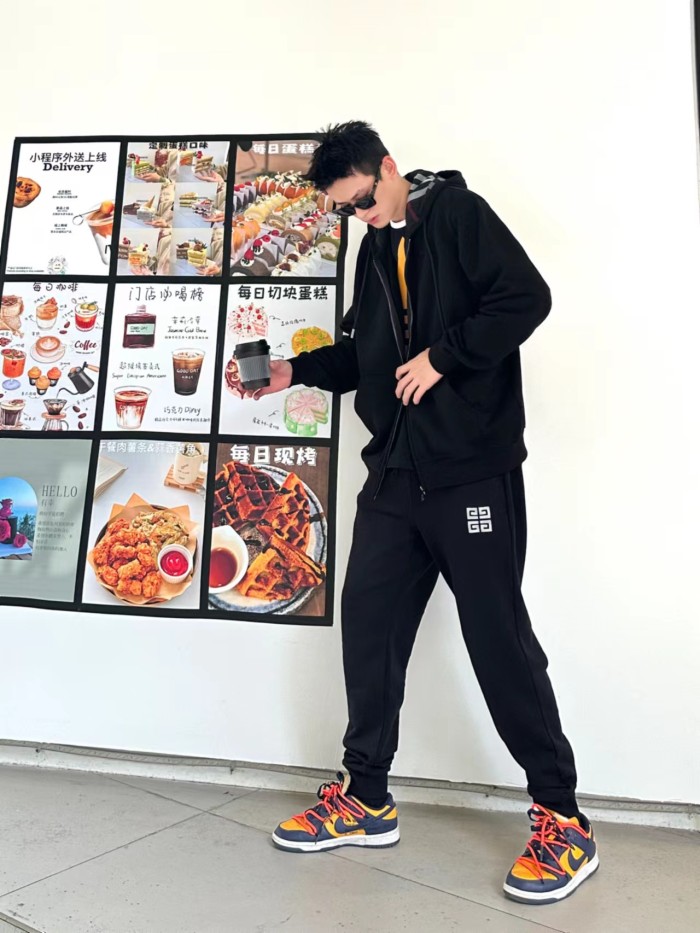 Clothes Givenchy 223