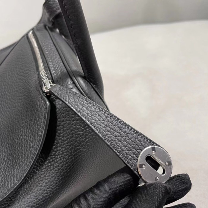 Handbags Hermes Lindy size:26 cm
