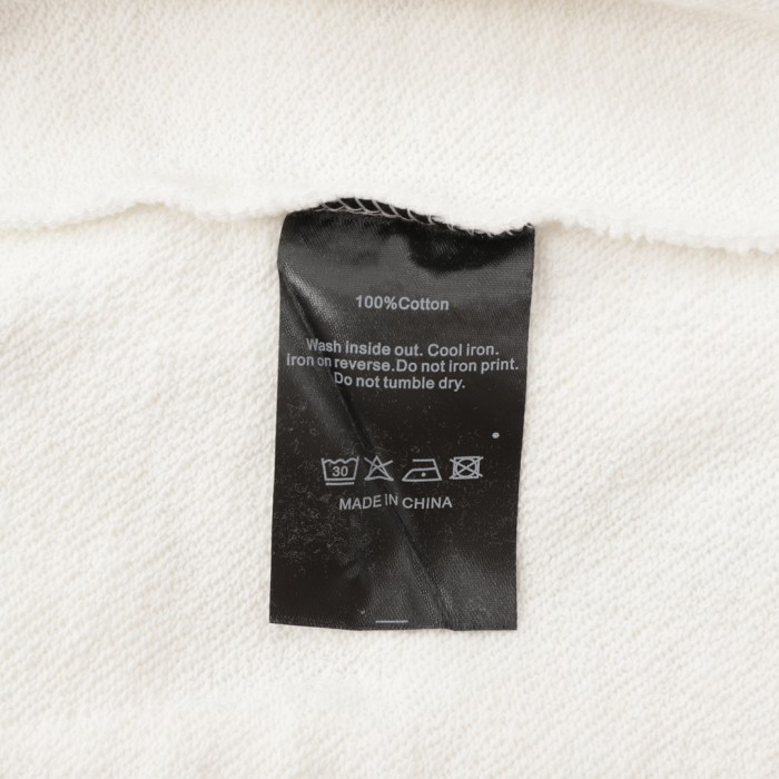 Clothes Represent 35