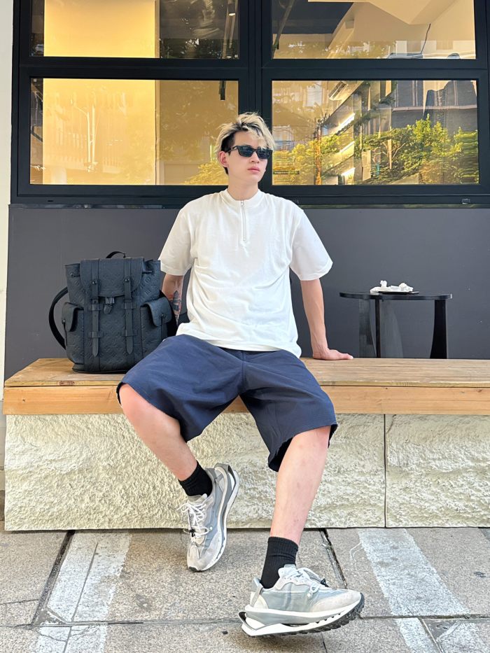 Clothes LOUIS VUITTON 864