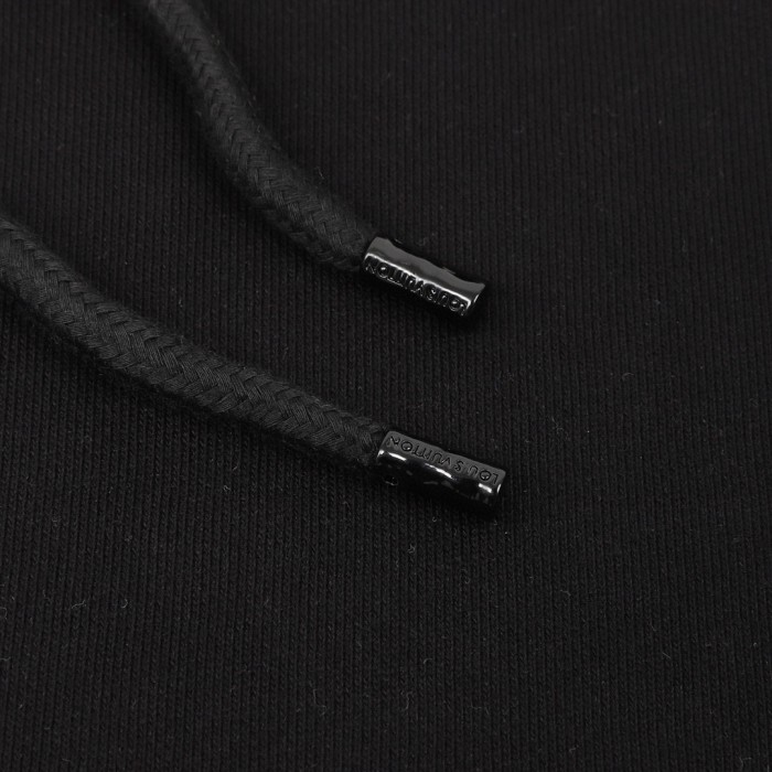 Clothes LOUIS VUITTON 867