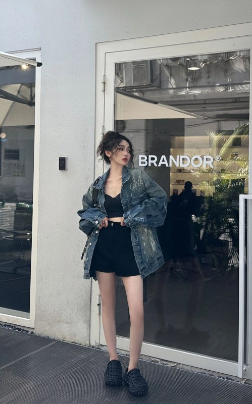 Clothes Balenciaga 604