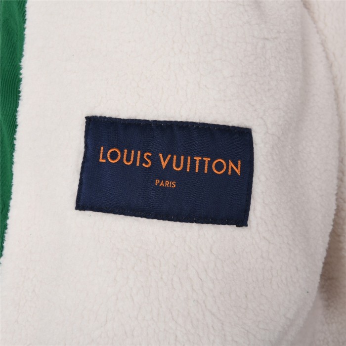 Clothes LOUIS VUITTON 862
